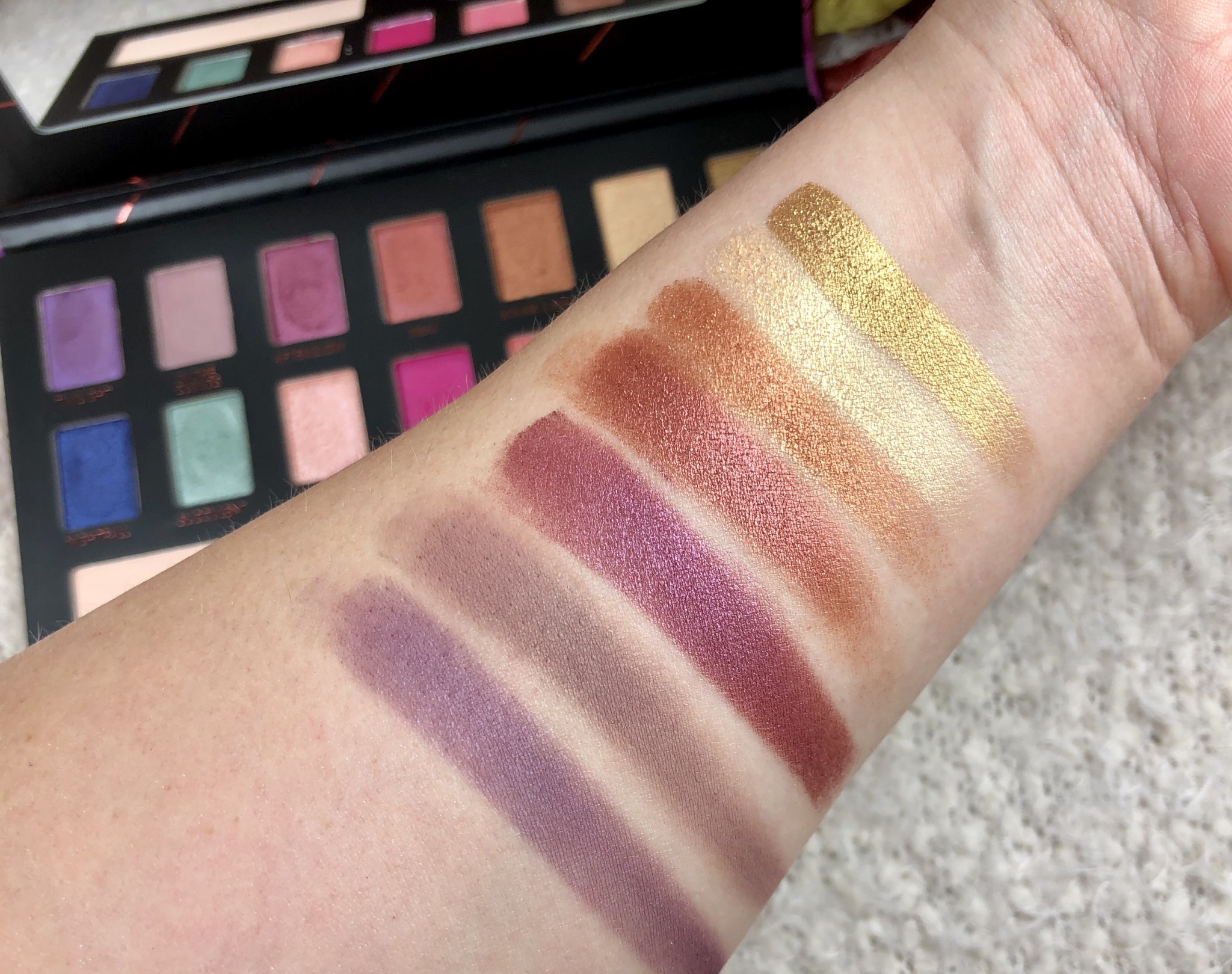 essence epic sunset eyeshadow palette
